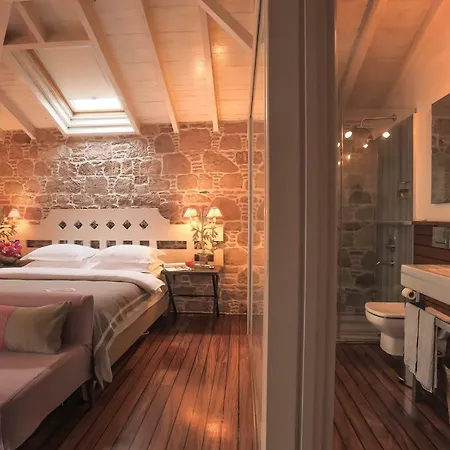 Cunda Lena Pensjonat 2*